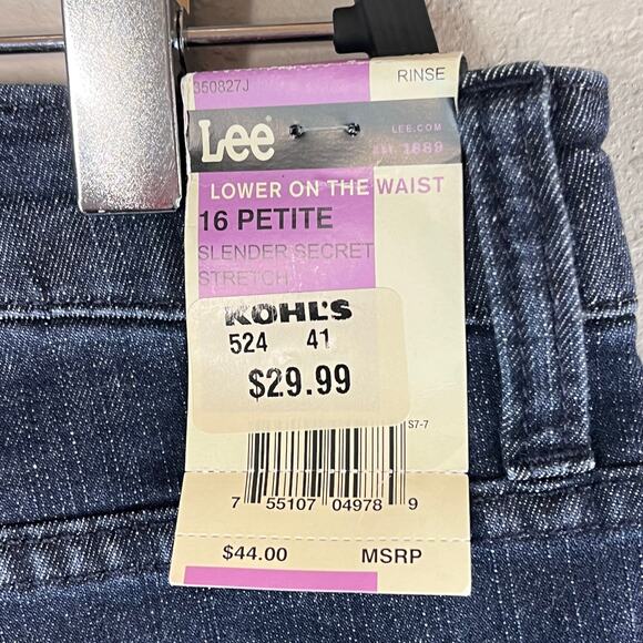 Lee Bootcut jeans NWT size 16 petite pocket detail stylish and comfy - Picture 5 of 10
